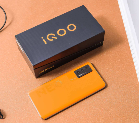 iQOO Neo5工程機(jī)曝光  將搭載驍龍870芯片對打Redmi K40系列